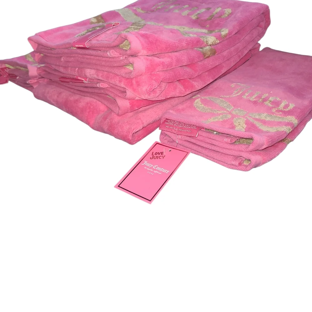 Juicy Couture Pink Towel Set with Gold Bow